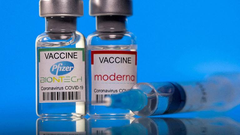 Κορωνοιός: Το καλοκαίρι η πιθανή έγκριση εμβολίων για την Όμικρον