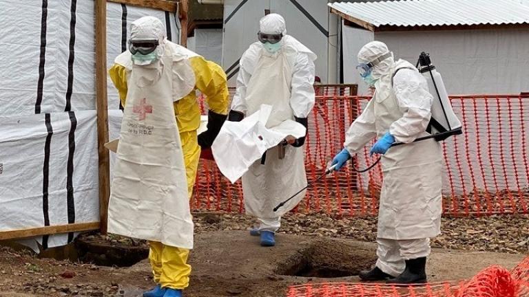 Ο ΠOY προειδοποιεί εναντίον του κινδύνου εξάπλωσης της επιδημίας Έμπολα διεθνώς