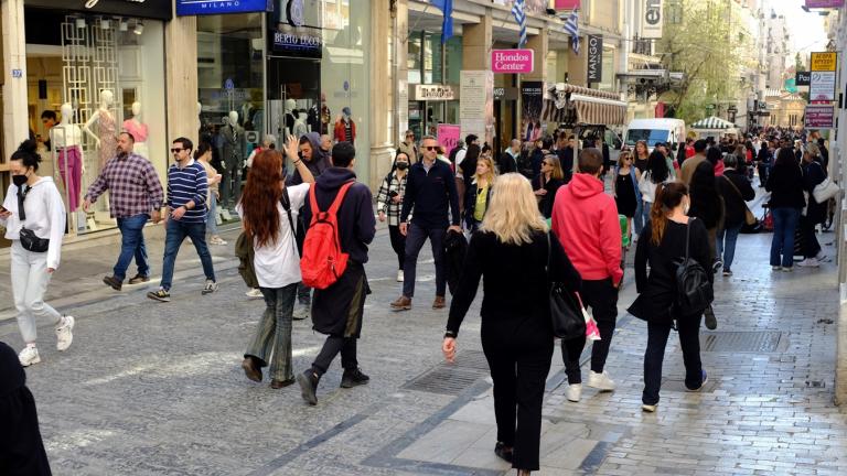 Ανακοινώσεις Πλεύρη: Τέλος από 1η Μαΐου πιστοποιητικά εμβολιασμού και self-test στα σχολεία