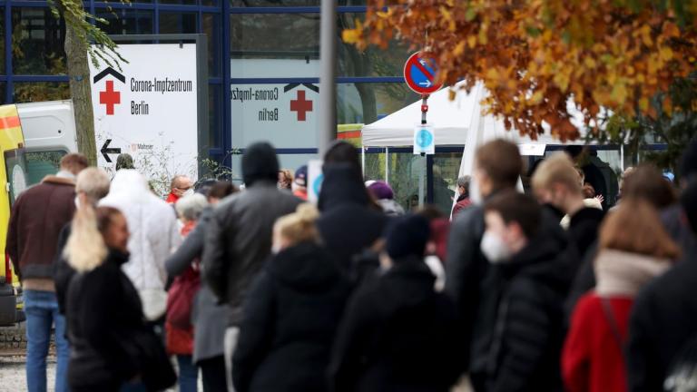 Γερμανία: 60χρονος εμβολιάστηκε 90 φορές