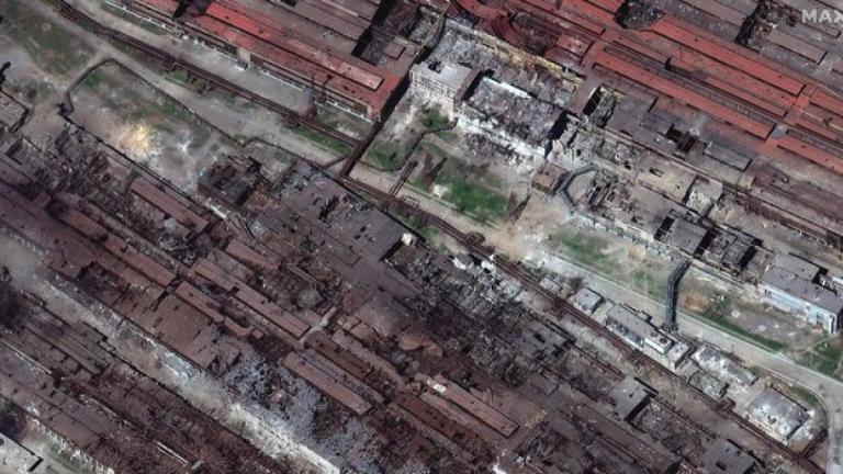 Πόλεμος στην Ουκρανία: Νέα δορυφορική εικόνα με το ισοπεδωμένο εργοστάσιο Αζοφστάλ