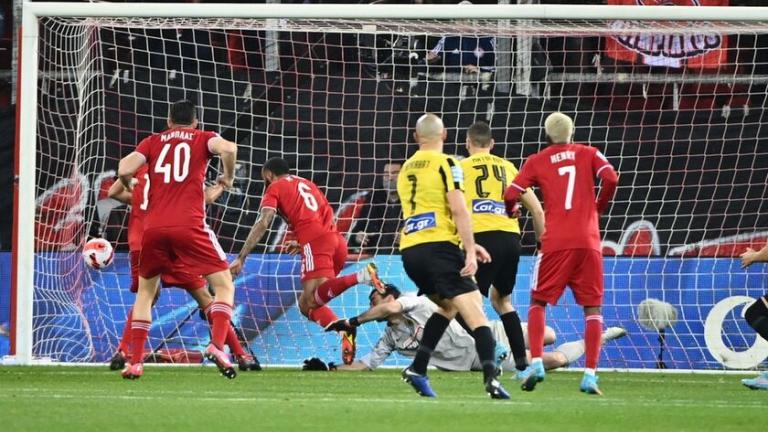 LIVE: Ολυμπιακός-ΑΕΚ