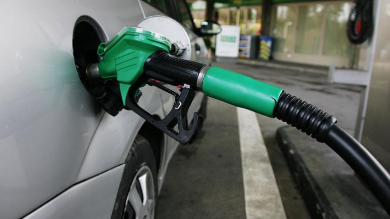 Επίδομα βενζίνης: Πώς λειτουργεί το Fuel Pass – 10+1 ερωταπαντήσεις