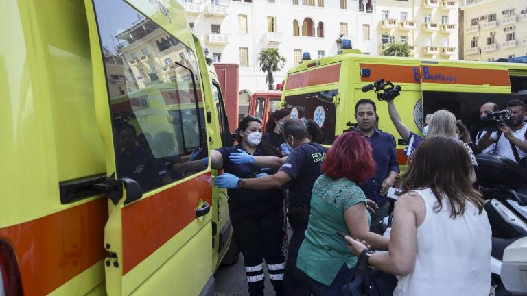 Φωτιά στο κέντρο της Θεσσαλονίκης: Απεγκλωβίστηκαν 44 άτομα ανάμεσα τους 30 παιδιά