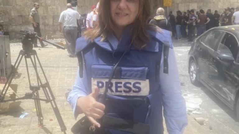 Ιορδανή δημοσιογράφος του Αλ Τζαζίρα πέφτει νεκρή από πυρά ανδρών του ισραηλινού στρατού στη Δυτική Όχθη