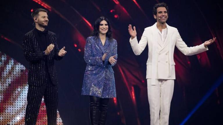 Eurovision 2022: Η φαντασμαγορική έναρξη του μεγάλου τελικού