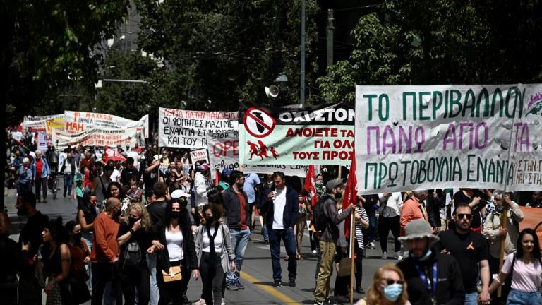 Συγκέντρωση ΓΣΣΕ, ΑΔΕΔΥ, ΕΚΑ στην Πλατεία Κλαυθμώνος