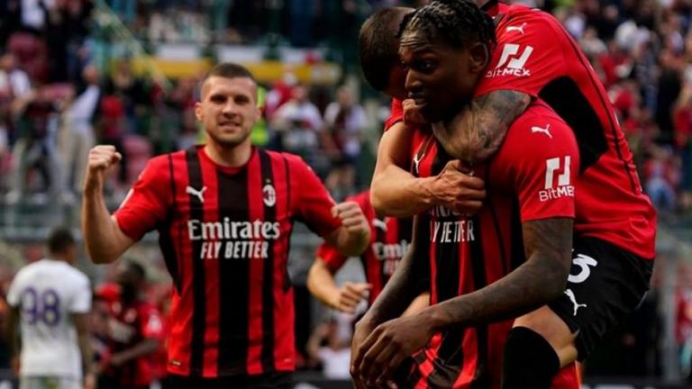 Serie A: «Αγκαλιά» με τον τίτλο η Μίλαν (ΒΙΝΤΕΟ)