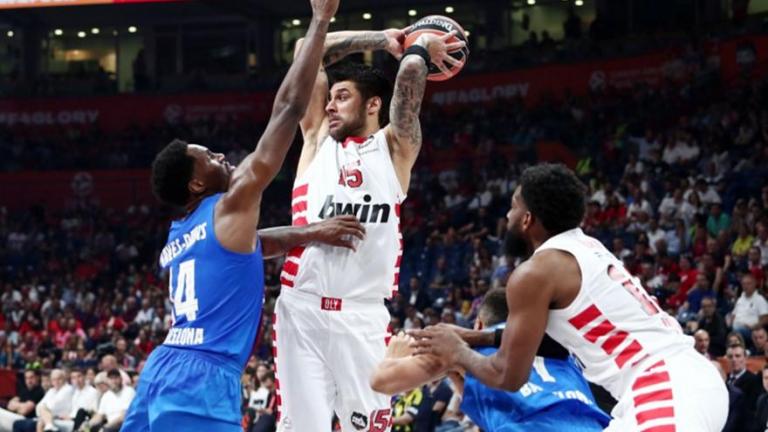 Μπαρτσελόνα-Ολυμπιακός 84-74: Με ψηλά το κεφάλι