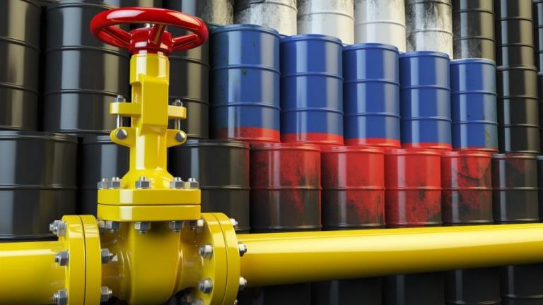 Η Ευρωπαϊκή Ένωση προσανατολίζεται προς απαγόρευση εισαγωγών ρωσικού πετρελαίου μέχρι το τέλος του έτους, σύμφωνα με διπλωμάτες 