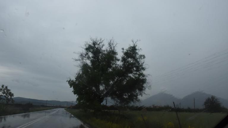 Καιρός (14/5): Τοπικές βροχές και καταιγίδες στα ηπειρωτικά