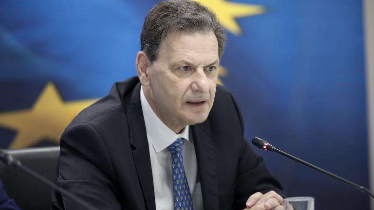Δάνεια συνολικού ύψους 2,5 δισ. ευρώ, σε μικρομεσαίες επιχειρήσεις της χώρας, ανακοίνωσε ο Αναπληρωτής Υπουργός Οικονομικών, κ. Θόδωρος Σκυλακάκης