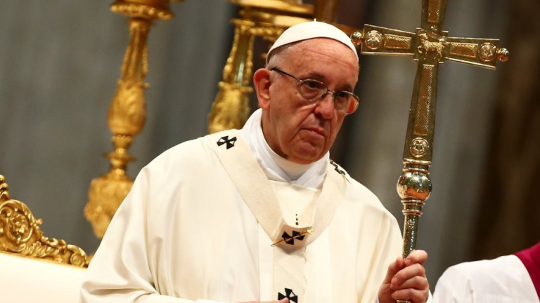 Πάπας Φραγκίσκος: Όχι σεξ πριν τον γάμο