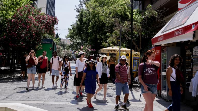 Κορονοϊός 30/6: 18.482 νέα κρούσματα - 13 θάνατοι, 97 διασωληνωμένοι - 323 εισαγωγές νέων ασθενών