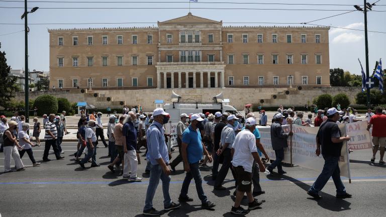 ΣτΕ: Αναδρομικά οι περικοπές των επικουρικών συντάξεων σε όλους τους συνταξιούχους - Τα 3 δώρα μόνο σε όσους είχαν προσφύγει στα δικαστήρια