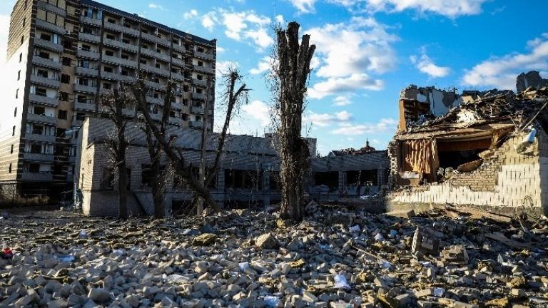 Ένας νεκρός και 5 τραυματίες από τη νέα ρωσική επίθεση με πυραύλους στο κέντρο του Κιέβου