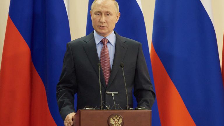 ΕΚΠΑ: Αφαίρεση από τον Πούτιν του τίτλου του επίτιμου διδάκτορα	
