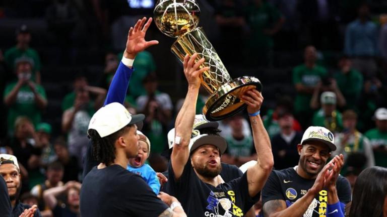 NBA: Πρωταθλητές οι Warriors -  To σήκωσαν μέσα στη Βοστώνη (ΒΙΝΤΕΟ)