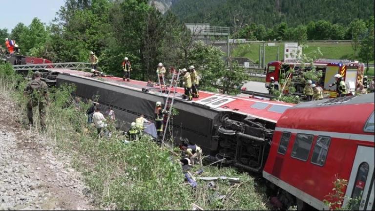 Γερμανία-Εκτροχιασμός τρένου: Τέσσερις νεκροί και δεκάδες τραυματίες