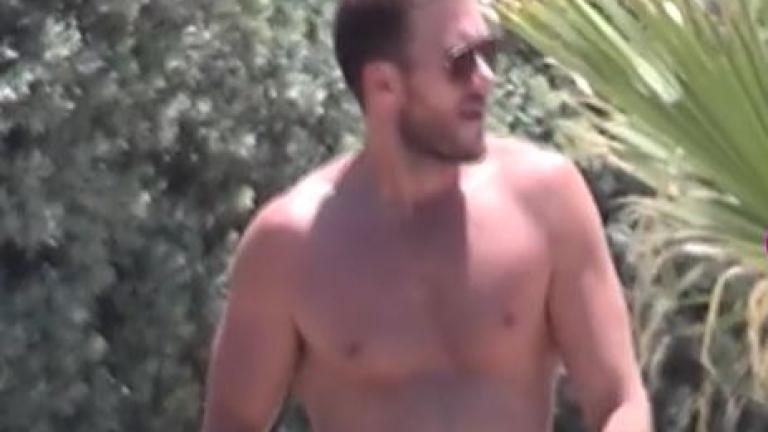 O γιος του Clint Eastwood με το κορίτσι του στη Μύκονο 