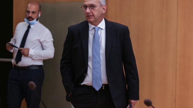 O Γιάννης Οικονόμου 