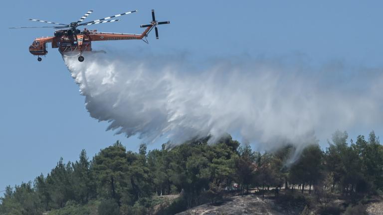 Πυρκαγιές σε όλη τη χωρα 