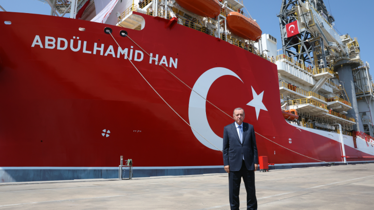 Συντηρεί την ένταση των ελληνοτουρκικών σχέσεων, ο Τούρκος πρόεδρος Ρετζέπ Ταγίπ Ερντογάν, με αφορμή το τουρκικό γεωτρύπανο