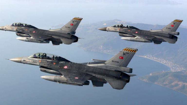 Σκληρές αερομαχίες στο Αιγαίο: Τουρκικά F-16 πέταξαν πάνω από το νησιωτικό σύμπλεγμα των Φούρνων - Τουρκικό UAV πέταξε πάνω από την Κίναρο