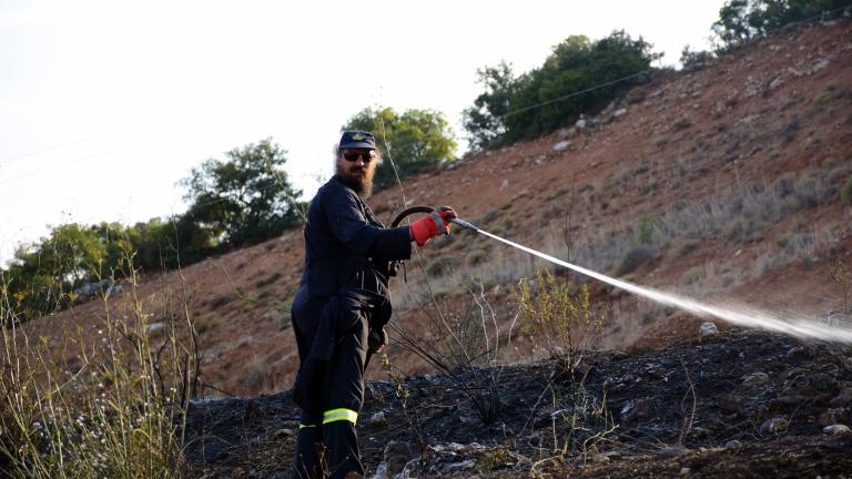 Συναγερμός στην Πυροσβεστική - Πυρκαγιά  στον Αστέρα Βουλιαγμένης