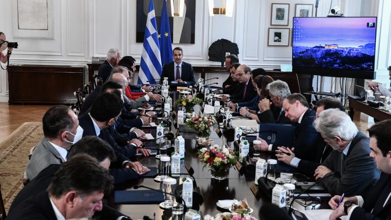Υπό την προεδρία του πρωθυπουργού, Κυριάκου Μητσοτάκη, συνεδριάζει την Τρίτη 30/8, στο Μέγαρο Μαξίμου το Υπουργικό Συμβούλιο