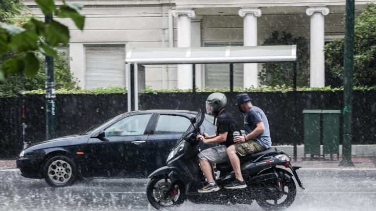 Πέμπτη ημέρα αστάθειας σήμερα με πλημμυρισμένους δρόμους και πολλά χωριά χωρίς ρεύμα