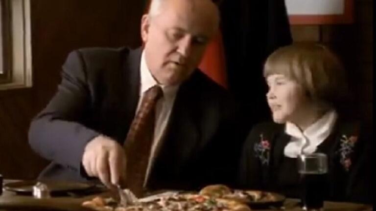 Pizza-Hut-Gorbachev 