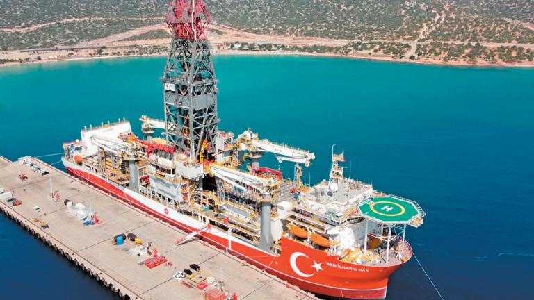 Πού στοχεύουν οι Τούρκοι με την έξοδο του «Αμπντούλ Χαμίτ Χαν»  