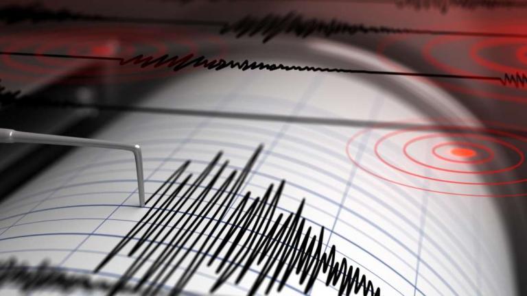Το επίκεντρο του σεισμού εντοπίστηκε στα 10χλμ. νοτιοδυτικά του Τυρνάβου