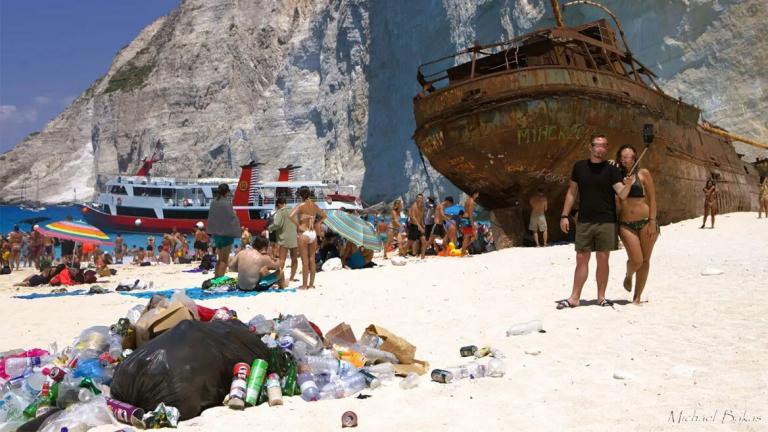Δήμαρχος Ζακύνθου για τα σκουπίδια στο «Ναυάγιο»: Είναι ευθύνη της Επιτροπής Διαχείρισης
