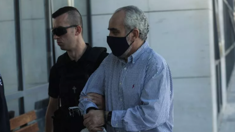 Ενοχή του "Dr. Kontos" για έξι ανθρωποκτονίες και απαλλαγή των 16 συγκατηγορουμένων ζήτησε ο εισαγγελέας