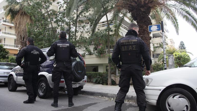 Συνελήφθησαν ένας Αλβανός και ένας Βούλγαρος για ληστείες σε τράπεζες και καταστήματα τυχερών παιχνιδιών