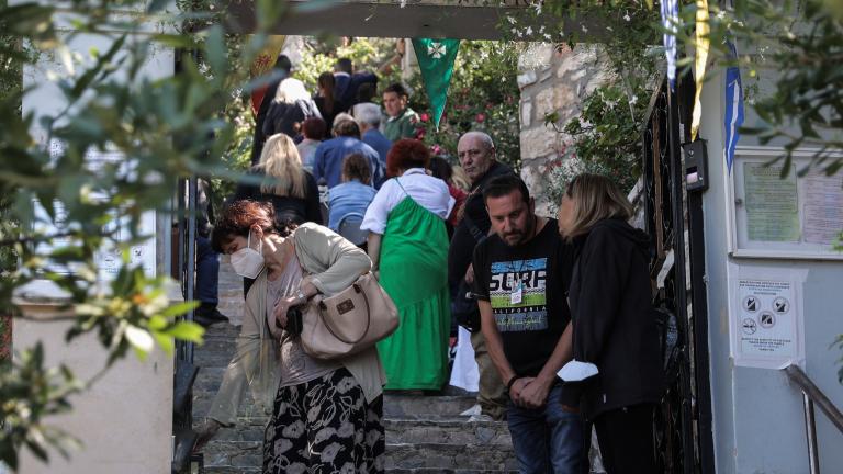 ΠΙΣΤΟΙ ΣΤΟΥΣ ΑΓΙΟΥΣ ΙΣΙΔΩΡΟΥΣ ΣΤΟΝ ΛΥΚΑΒΗΤΤΟ