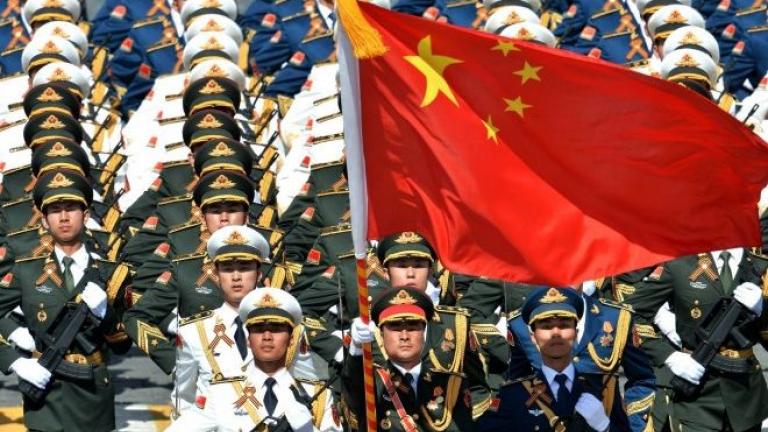 Η Κίνα απειλεί τις ΗΠΑ με «αντίμετρα» αν προχωρήσει στη νέα πώληση όπλων στην Ταϊβάν
