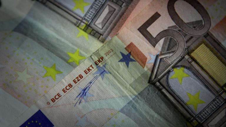 Πρωτογενές πλεόνασμα, μείωση φόρων και μόνιμα μέτρα ύψους 3,2 δισ. ευρώ