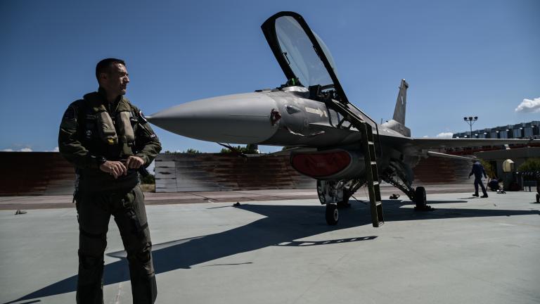 Η πρώτη πτήση των υπερσύγχρονων ελληνικών F-16 Viper στην Τανάγρα