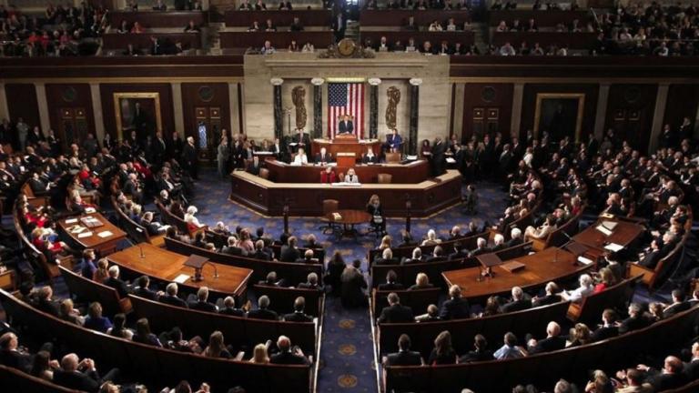 Για μια ακόμα φορά η Αμερικανική βουλή ενέκρινε την τελευταια στγιγμή τη χρηματοδότηση της ομοσπονδιακής κυβέρνησης
