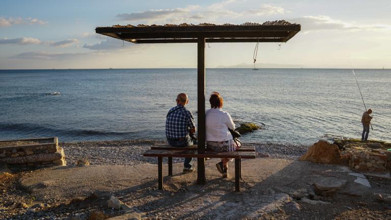 Ασυνήθιστα υψηλές θερμοκρασίες για την εποχή - Η καλοκαιρία θα κρατήσει μέχρι την παρέλαση της 28ης Οκτωβρίου (ΒΙΝΤΕΟ)