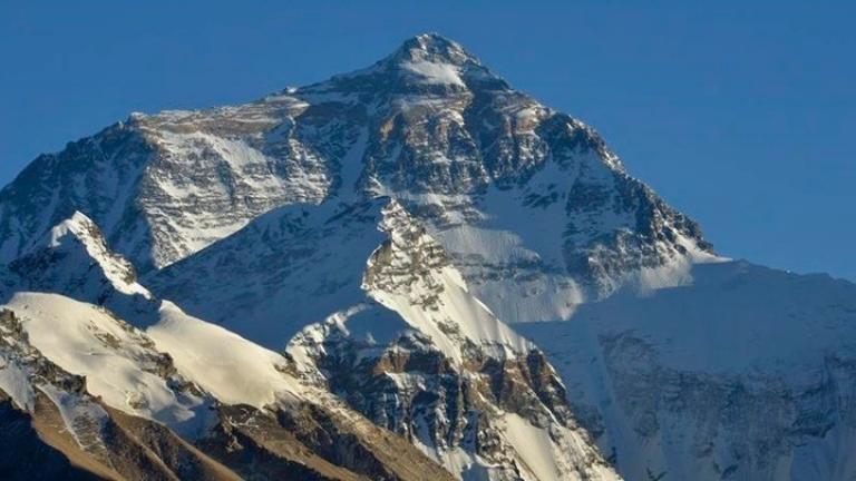 Τουλάχιστον 10 νεκροί, και 18 αγνοούμενοι από χιονοστιβάδα στα Ιμαλάια