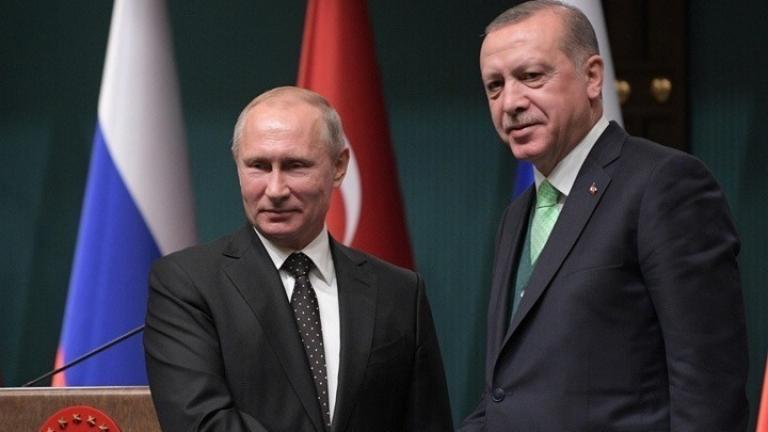 Επικοινωνία Πούτιν-Ερντογάν: Πραγματικές "εγγυήσεις" από το Κίεβο για να επανέλθει στη συμφωνία εξαγωγής σιτηρών η Ρωσία
