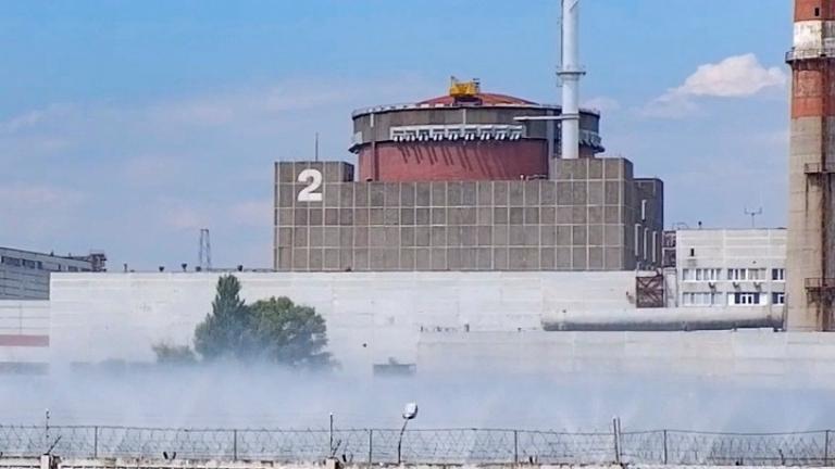 «Παίζετε με τη φωτιά» - «Καμπανάκι» από ΔΟΑΕ μετά τα νέα πλήγματα κοντά στον πυρηνικό σταθμό της Ζαπορίζια