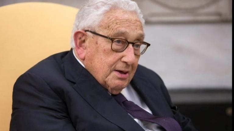 Κίσινγκερ: Είναι ώρα να επιτευχθεί ειρήνη στην Ουκρανία μέσω διαπραγμάτευσης