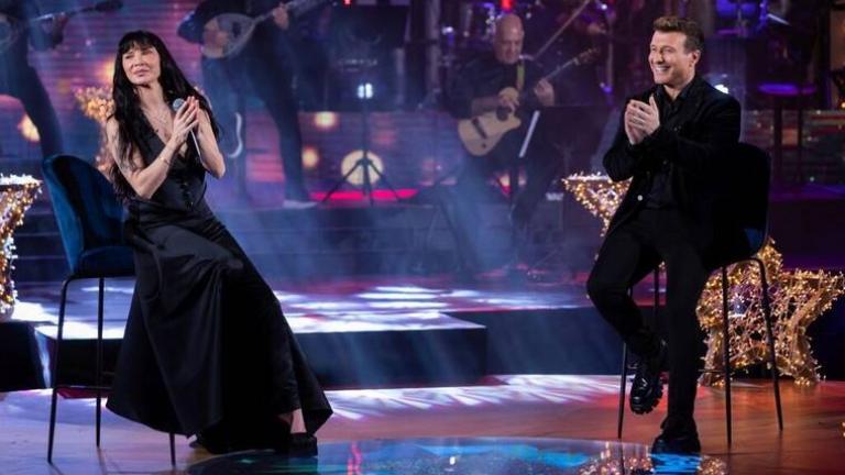 Σπίτι με το Mega: Χριστούγεννα με την Πάολα και τον Γιάννη Πλούταρχο