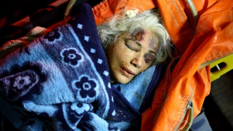 Σεισμός στην Τουρκία: Θαύματα στα συντρίμμια!