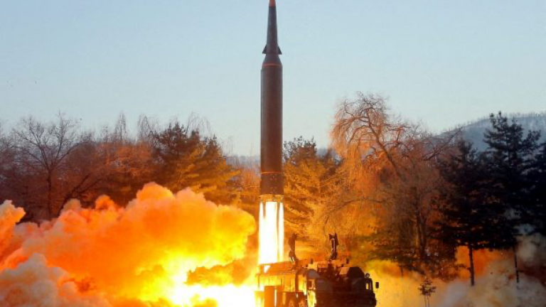 Η Βόρεια Κορέα εκτόξευσε άλλους τρεις βαλλιστικούς πυραύλους